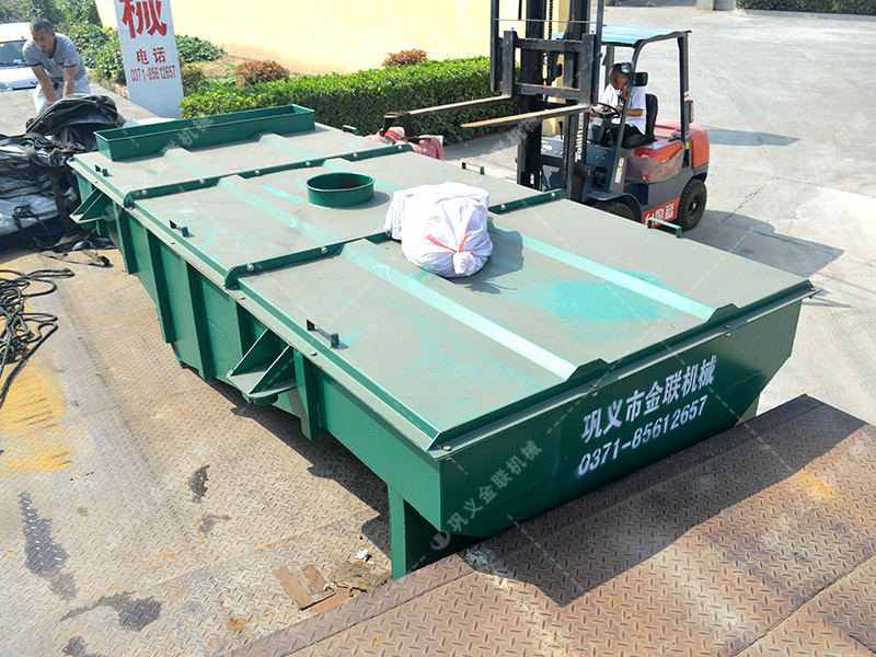 對輥破碎機,直線振動篩發(fā)往廣東肇慶干粉沙漿