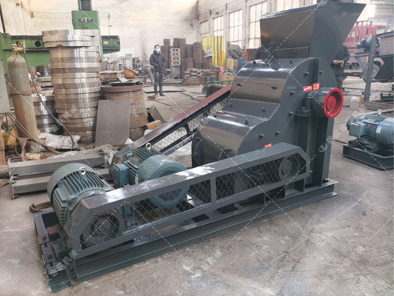 SCF600*400小型雙級粉碎機發(fā)往安徽黃山_破碎污泥